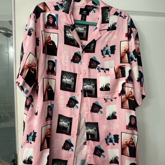 H&M Other - Notorious B.I.G. Graphic casual Button-Up Shirt men’s Large pink EUC